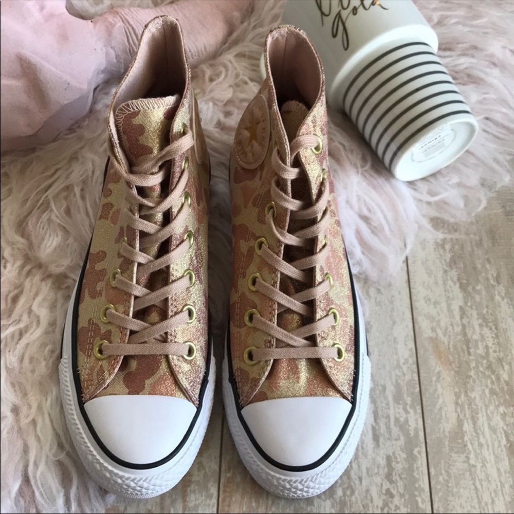 NWT converse camp gold high tops - Picture 4 of 7